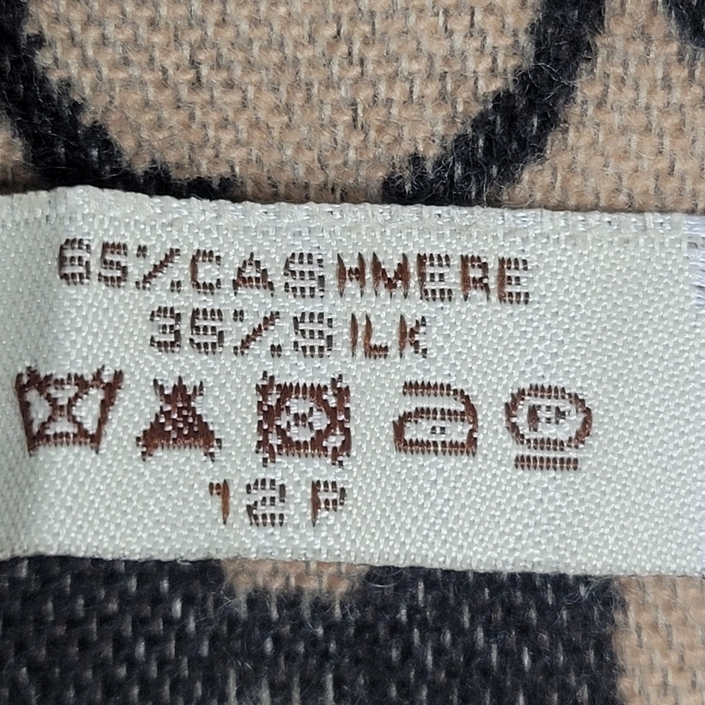 Coach Signature Reversible Scarf. - Picture 9 of 15